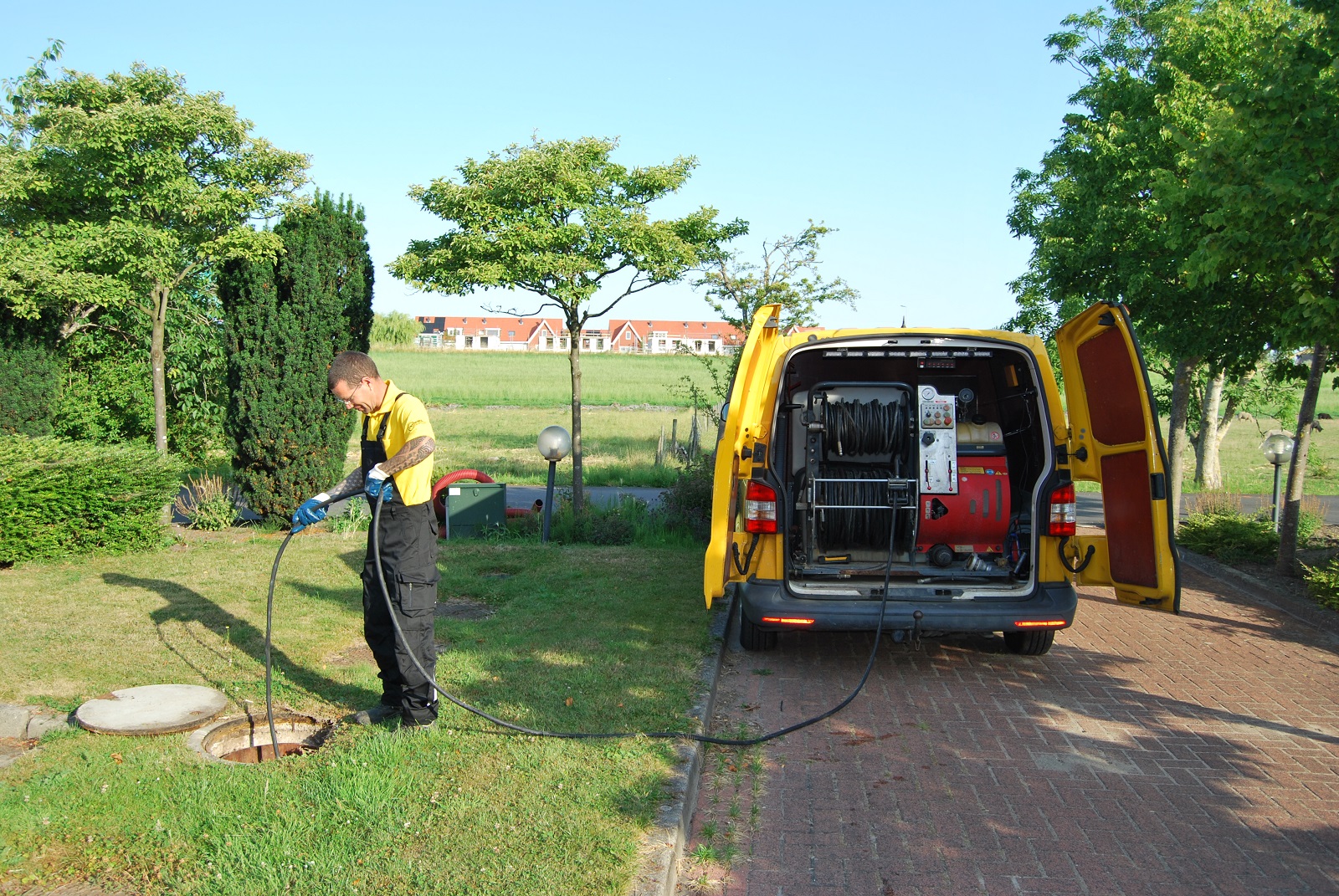 Ontstoppen Schiphol PC vd Wiel Riolering Loodgieters